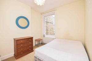 Bedroom- click for photo gallery